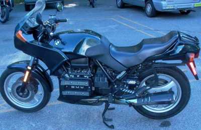 1993 BMW K75S motorcycle
